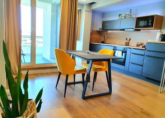 Eriss Studio Suite - Ozone Building Apartment